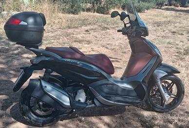 Scooter Piaggio Beverly 350