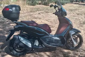 Scooter Piaggio Beverly 350