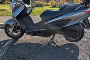 Suzuki Burgman 200 - 2012