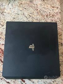PS4 Pro 1TB in perfette condiozioni