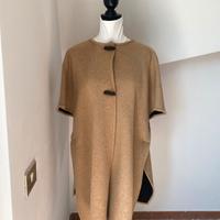 Mantella MAX&CO. Cammello e Nero 84x79 cm