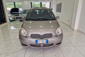 Toyota Yaris 1.4 tdi D-4D cat 5 porte NEOPATENTATI