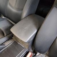 Poggia braccio MAZDA 6 del 2010