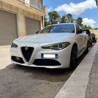 Alfa romeo giulia 2.2 150cv mt6
