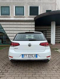 Volkswagen Golf7 2l 150 cv