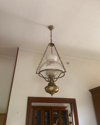 Lampadario in ottone e ceramica stile rustico