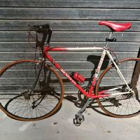 bicicletta da corsa con cambio campagnolo 
