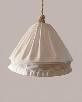 Lampada a sospensione in tessuto 