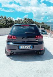 VOLKSWAGEN Golf 6ª serie - 2011