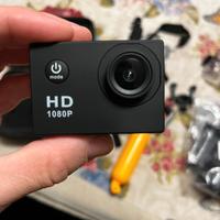 Action Cam con custodia e accessori