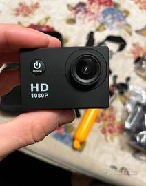 Action Cam con custodia e accessori