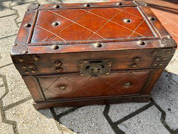 Baule antiquariato