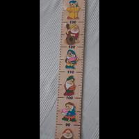 Metro misura bambini in legno