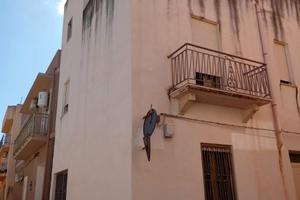 Casa indipendente abitabile