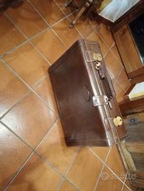 valigia vintage in cuoio/pelle