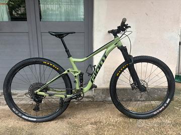 MTB GIANT Stance