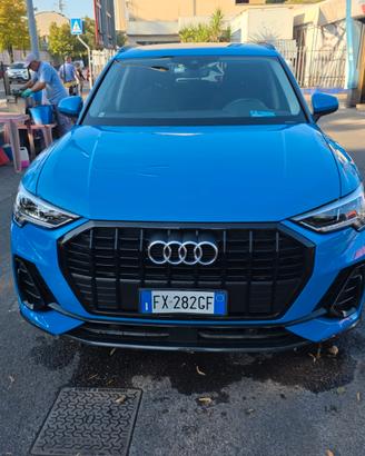 Audi Q3  S.TRONIC