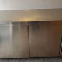 Tavolo cassettiera in acciaio inox