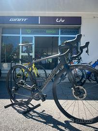 Giant TCR Advanced Disc + SRAM RED eTap AXS