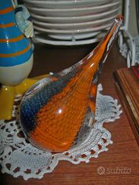 Fermacarte artistico in vetro - forma a goccia