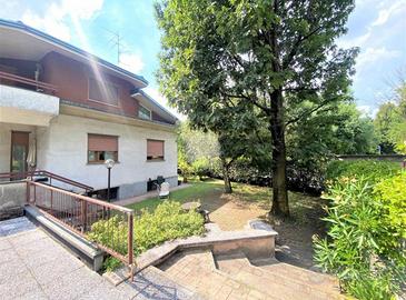 VILLA SINGOLA A PADERNO DUGNANO