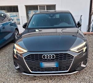 Audi A3 SPB 35 TFSI S line edition Fari full led