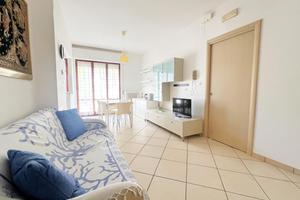 3 LOCALI A SAN BENEDETTO DEL TRONTO