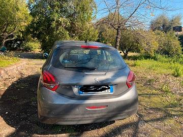 Peugeot 208 - 2019