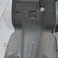 Plastiche e ricambi F12 Restyling ad aria