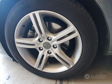 Cerchi in lega MAK Veloce Sil.da 17 con pneumatico