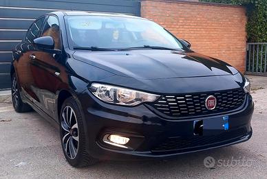 Fiat Tipo 1.6 Mjt Opening Edition neopatentati