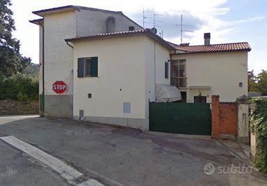 Abitazionebitazione singola con terreno.e