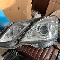 A2128202059KZ faro anteriore sx xenon Mercedes