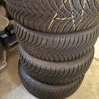 4 gomme Falken 225/60/17