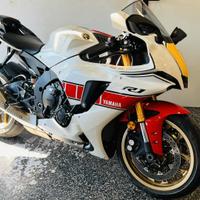 Yamaha YZF R1 60 GP TH ANNIVERSARY