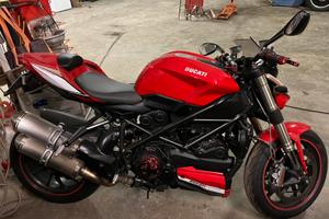 Ducati streetfighter 1098