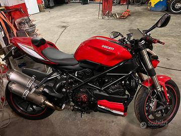 Ducati streetfighter 1098