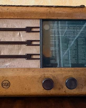 Radio CGE a valvole vintage da completare