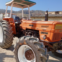 Trattore agricolo fiat 1000 dt super