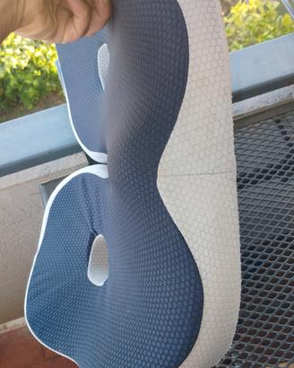 Cuscino ergonomico sagomato supporto postura
