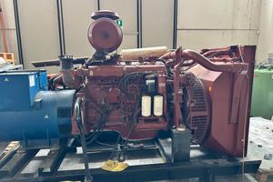 Generatore di corrente iveco 300 kva