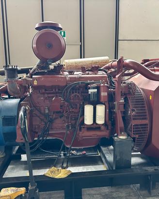 Generatore di corrente iveco 300 kva