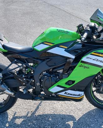 Kawasaki Ninja Zx4rr 