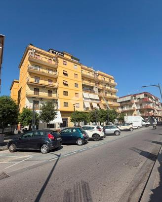 3 LOCALI A GRUMO NEVANO