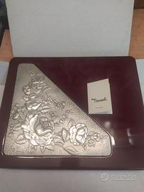 Cofanetto new daniel con lastra in argento .