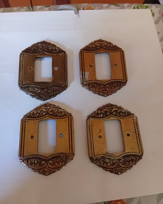 4 placche in ottone per interruttori 