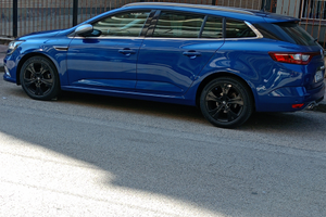 Renault Megane IV serie gt line 2017