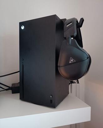 Xbox serie X con 2 joystick e cuffie turtle beach