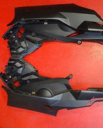 FIANCHETTO SOTTO PEDANA SX BMW C650GT