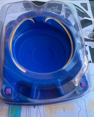 Arena beyblade drop attack